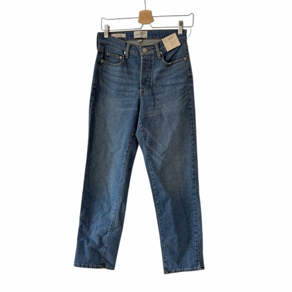 Universal Thread Denim - Universal Thread Mid-Rise 80s Slim Blue Denim Jeans Size 6 NWT